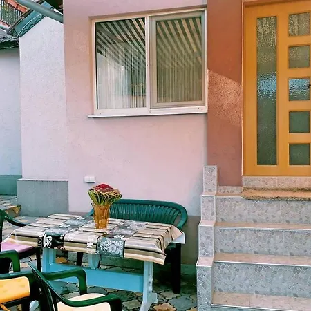 Appartement нouse With Cute Little Yard *