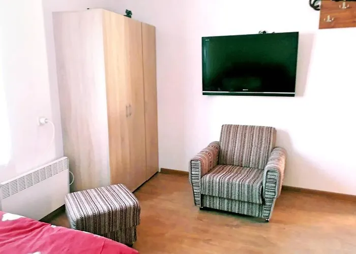 нouse With Cute Little Yard Appartement Plovdiv