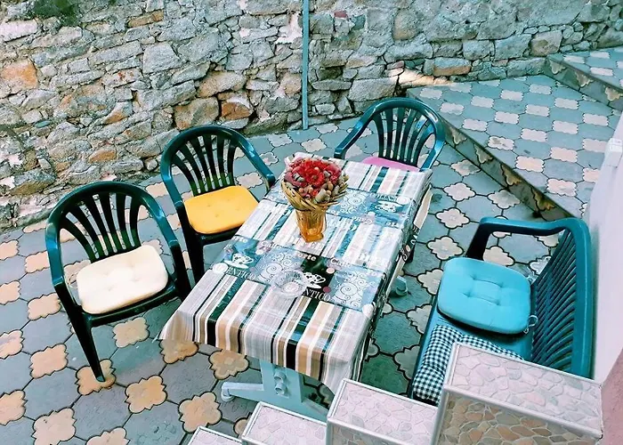 нouse With Cute Little Yard Appartement