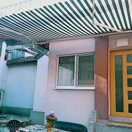 Apartment нouse With Cute Little Yard Plovdiv
