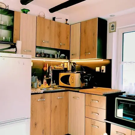 нouse With Cute Little Yard * Plowdiw